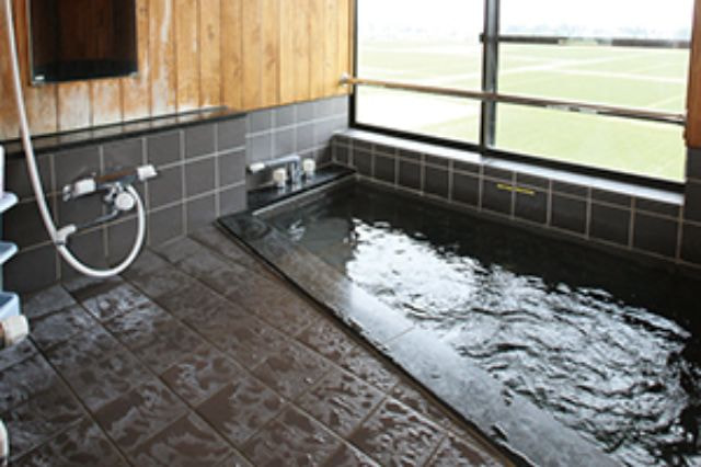 人体に安全な弱酸性次亜塩素酸水CELAセラ水でお風呂や銭湯の除菌殺菌