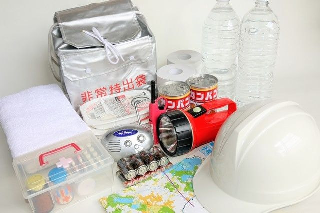 人体に安全な弱酸性次亜塩素酸水CELAセラ水を長期保存の除菌水として災害用備蓄