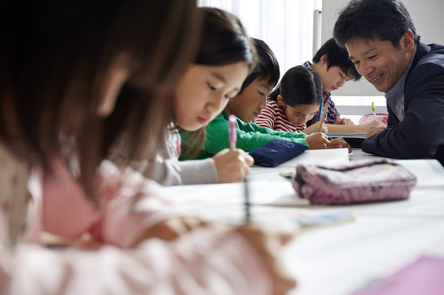 学校や学習塾の除菌殺菌にCELAセラ水